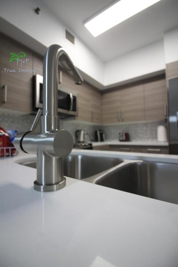 Yacht Club At Aventura 2 Bed 2 Bath Luxurius Cozy Brand New Apartment Екстериор снимка